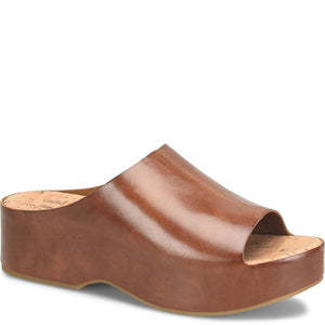 Yazmin Wedge