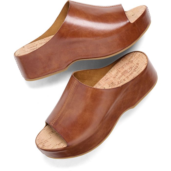 Yazmin Wedge