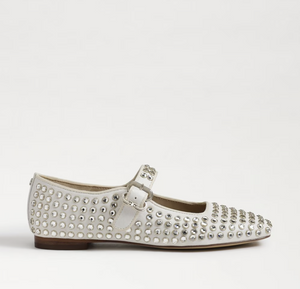 Michaela Mary Jane Gem Flat