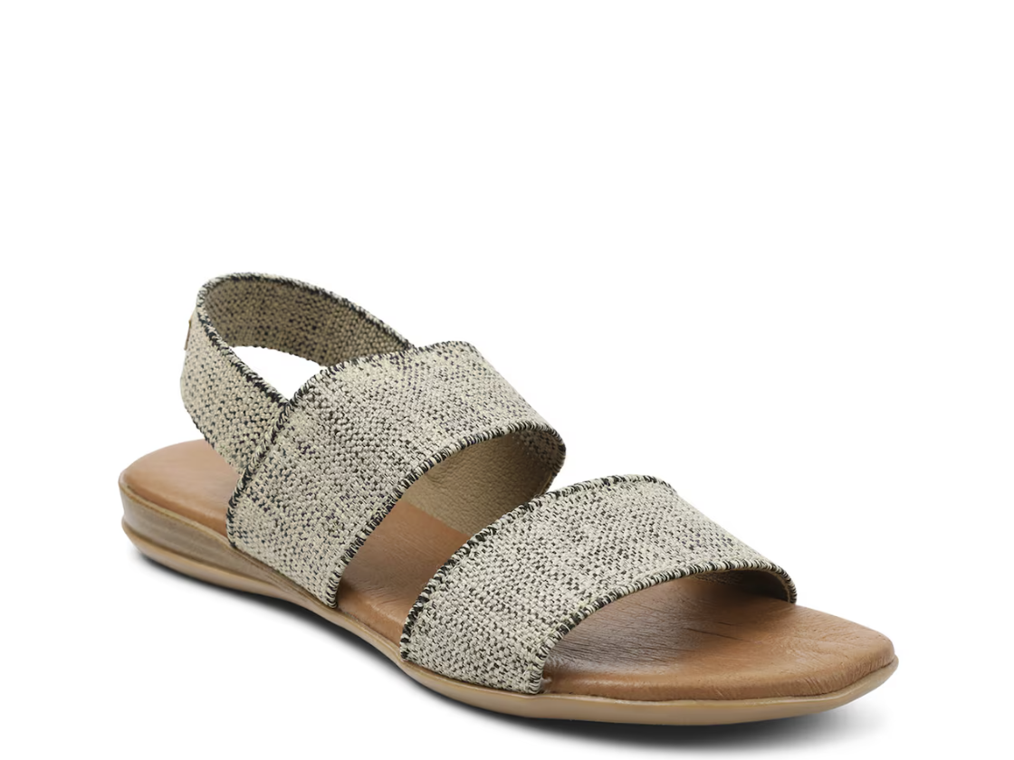 Nigella Sandal