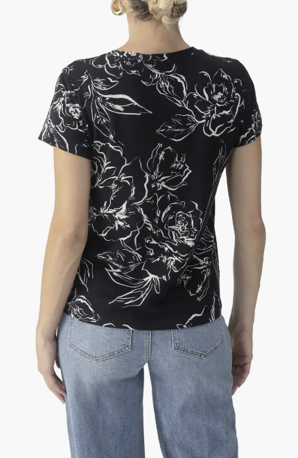 The Perfect Tee - Rose Stencil Black