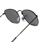 Load image into Gallery viewer, Roxbury Black Grey Polarized
