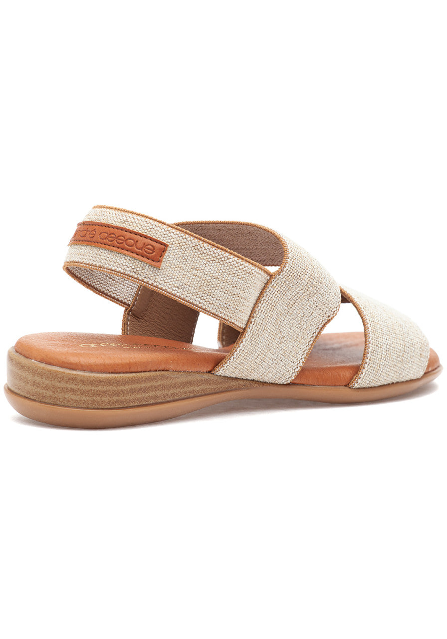 Nigella Sandal