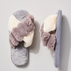 Color Block Faux Fur Lined Slippers